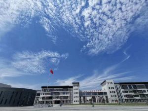 许昌市工商管理学校